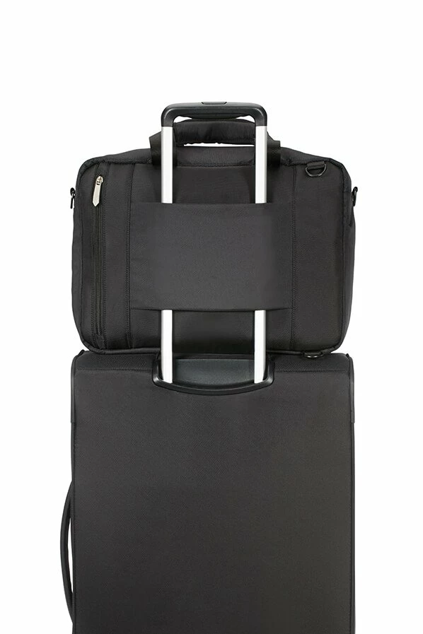 Bolso De Viaje - Mochila American Tourister SummerFunk Negro 8 Bolso De Viaje - Mochila American Tourister SummerFunk Negro - Imagen 6