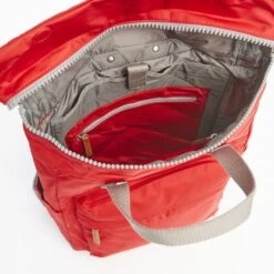 Mochila Roka London Canfield B Mediana Sostenible Nylon Rojo (Cranberry) -Viajar Tienda de ventas 24947