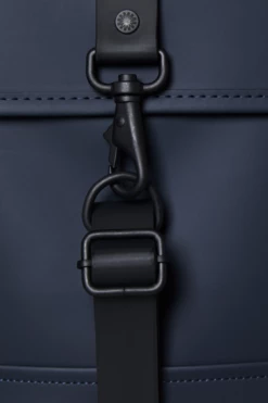 Mochila Rains Rucksack Azul Marino (Navy) -Viajar Tienda de ventas 27376