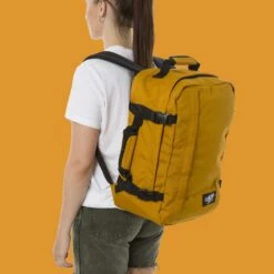 Mochila De Viaje Cabin Zero Classic 36 L. Mostaza (Orange Chilli) -Viajar Tienda de ventas 28499