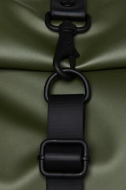 Mochila Roll Top Rucksac Rains Verde (Evergreen) -Viajar Tienda de ventas 30337