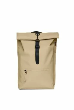 Mochila Roll Top Rucksac Rains Arena (Sand)