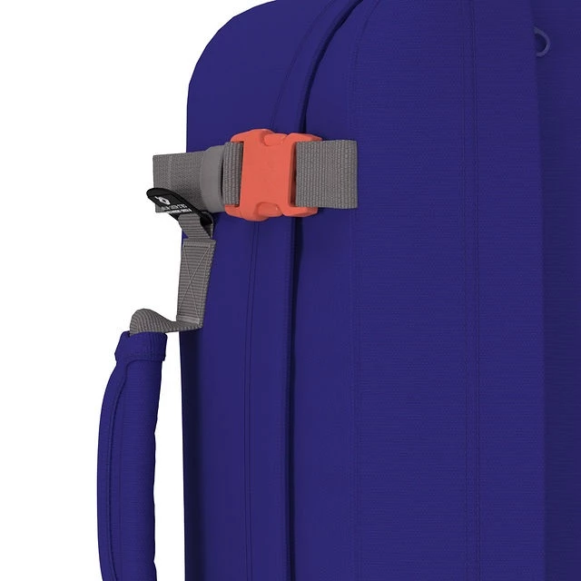 Mochila De Viaje Cabin Zero Classic 36 L.Azul Oscuro (NEPTUN BLUE) 10 Mochila De Viaje Cabin Zero Classic 36 L.Azul Oscuro (NEPTUN BLUE) - Imagen 8
